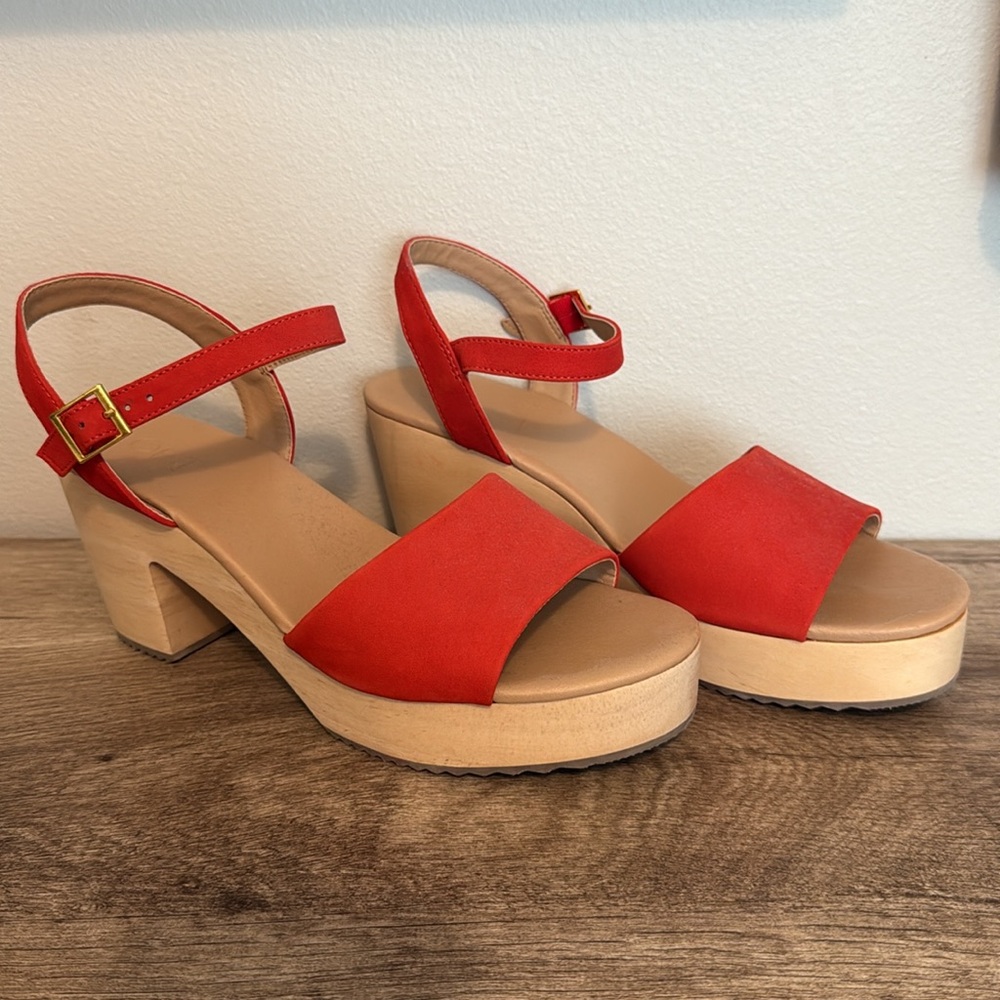 Loft Clog Sandals
